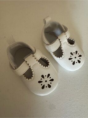 Toddler Mary Jane Walkers in Cream - Soft First Steps